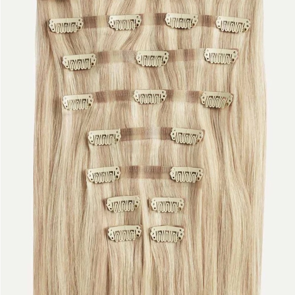 Luxy Hair 20” Dimensional Cream Blonde Clip in Extensions